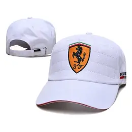 Ferrari: Кепка 