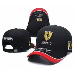 Ferrari: Кепка 