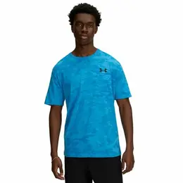 Under Armour: Футболка с принтом 