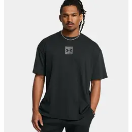 Under Armour: Чёрная футболка 