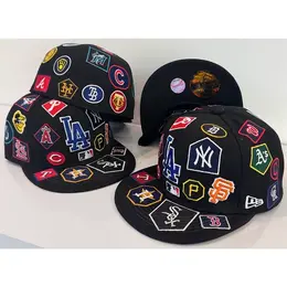 NEW ERA: Чёрная кепка 