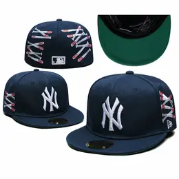 NEW ERA: Синяя кепка 
