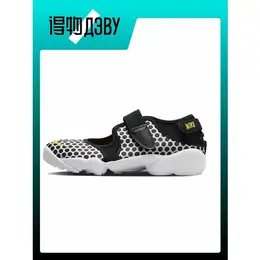 NIKE: Чёрные босоножки 