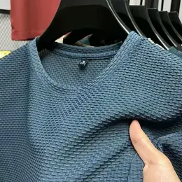 Other: Спортивная футболка 