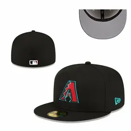 NEW ERA: Чёрная кепка 