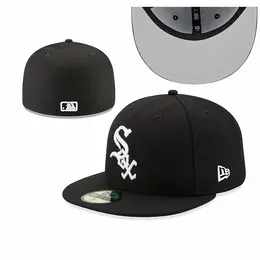 NEW ERA: Чёрная кепка 