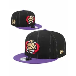 NEW ERA: Чёрная кепка 