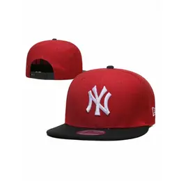 NEW ERA: Красная кепка 