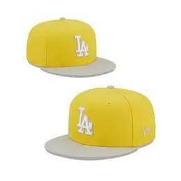 NEW ERA: Жёлтая кепка 