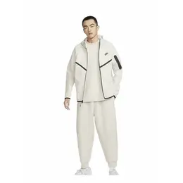 NIKE: Спортивная толстовка  Tech Fleece