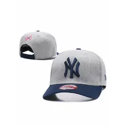 NEW ERA: Серая кепка 