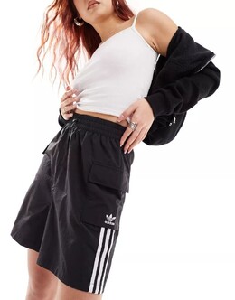 Adidas Originals: Чёрные шорты 