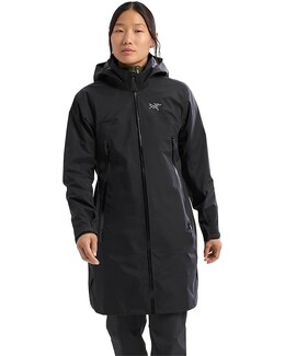 Arc'teryx: Чёрное пальто 