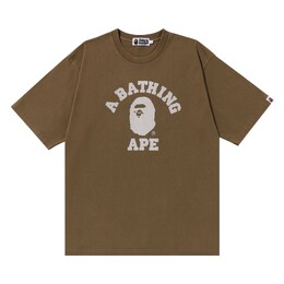 A BATHING APE: Бежевая футболка 