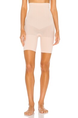 Spanx: Короткие шорты 