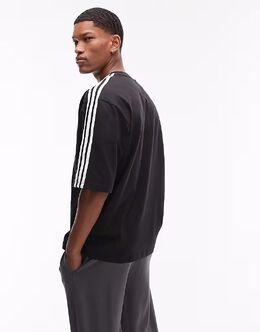 Adidas Originals: Футболка оверсайз 