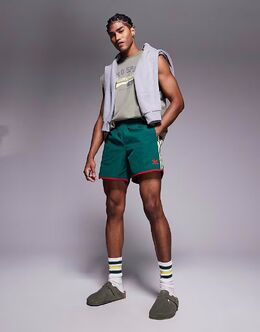 Adidas Originals: Шорты с поясом 