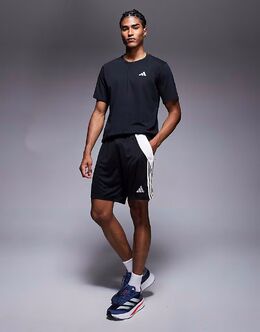 adidas Performance: Шорты с карманами 