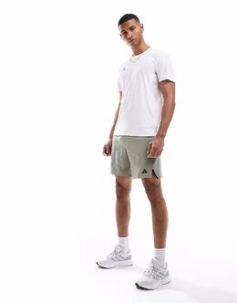 adidas Performance: Шорты с карманами 