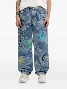AAPE BY *A BATHING APE®: Джинсы с принтом 