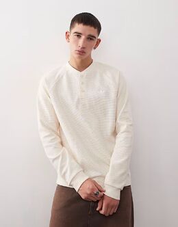 Adidas Originals: Белая футболка 