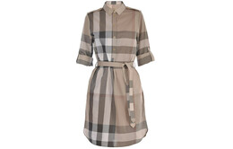 Burberry: Платье в клетку 