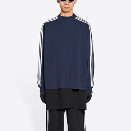 Balenciaga: Тёмная футболка 