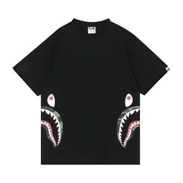 A BATHING APE: Чёрная футболка 