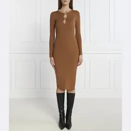 Pinko: Костюм из шерсти 