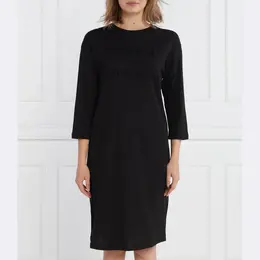 Armani Exchange: Чёрное платье 