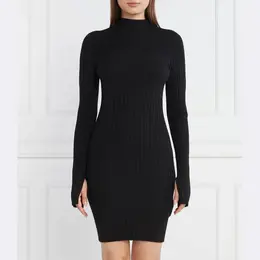 Calvin Klein: Трикотажное платье 