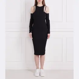 Calvin Klein: Чёрное платье 