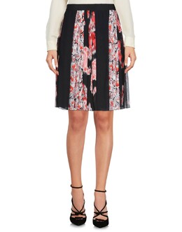 Giambattista Valli: Чёрная юбка 