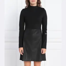 Calvin Klein: Чёрное платье 