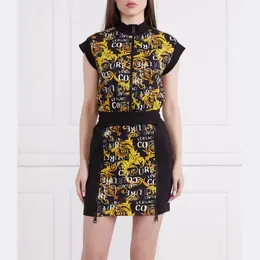 Versace: Чёрное платье 