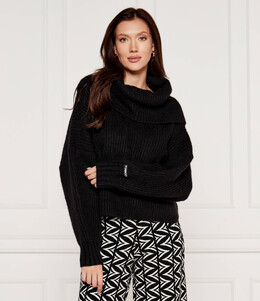 Pinko: Чёрный свитер 
