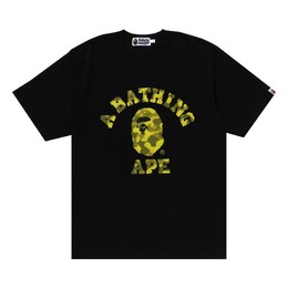 A BATHING APE: Чёрная футболка 