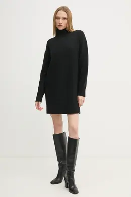 Calvin Klein Jeans: Чёрное платье 