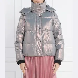 DKNY: Серебристый пуховик 