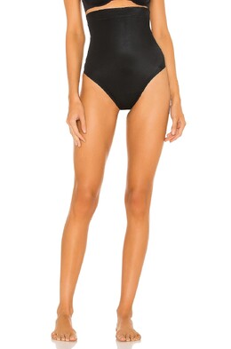 Spanx: Чёрные трусы 