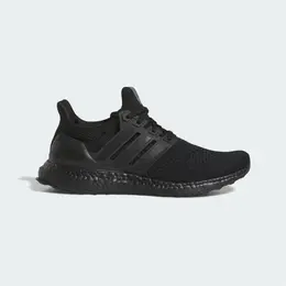 adidas: Чёрные кроссовки  UltraBoost