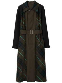 Burberry: Коричневый плащ 