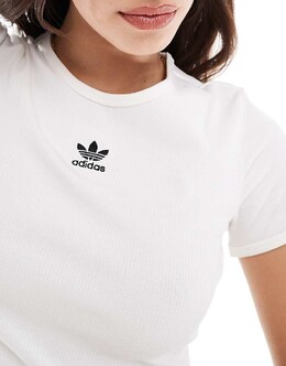 Adidas: Белая футболка  Essentials