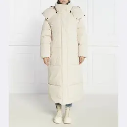 Calvin Klein: Бежевое пальто 