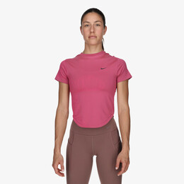 Nike: Розовая футболка 