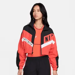 Nike: Красная куртка  Sportswear