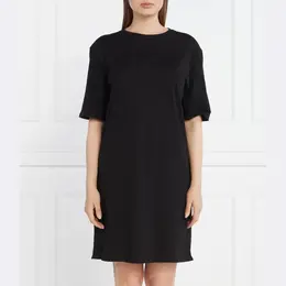 Armani Exchange: Чёрное платье 