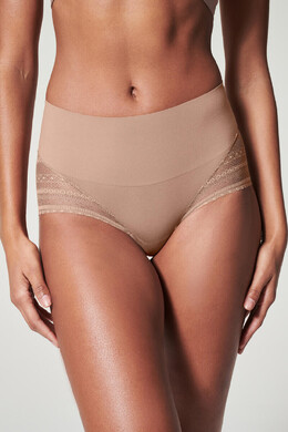 Spanx: Светлые трусы 
