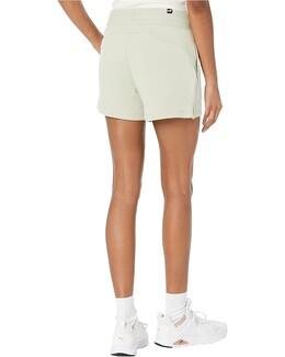 PUMA: Весенние шорты  Essentials