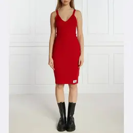 Calvin Klein: Красное платье 
